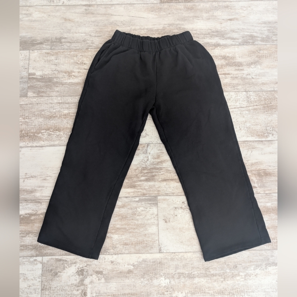 Forever 21 Women's Black Elastic Waist Casual Pants Wide Leg.